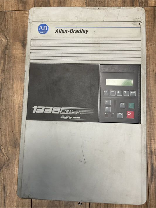 ALLEN BRADLEY 1336F-B030-AA-EN-GM1-HCS2 1336 PLUS SENSORLESS VECTOR DRIVE SER A