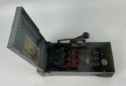 SQUARE D H361RB SAFETY SWITCH 30A 600VAC 2HP 3PH FUSIBLE SER.E1