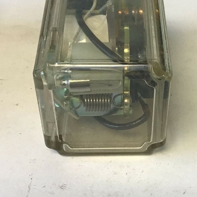 OMRON MK2EPN-UA-AC24 RELAY 10A 230VAC/28VDC ***LOTOF2***