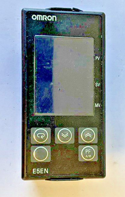 OMRON E5EN-R3MT-500-N TEMPERATURE CONTROLLER
