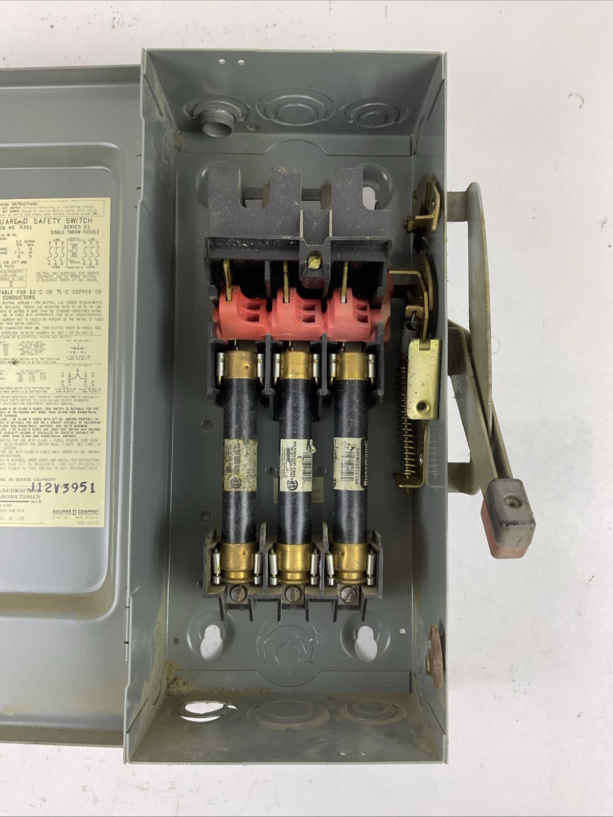 SQUARE D H361 SERIES E1 30AMP 600VAC 3PH 20HP 600VDC 15HP FUSIBLE SAFETY SWITCH