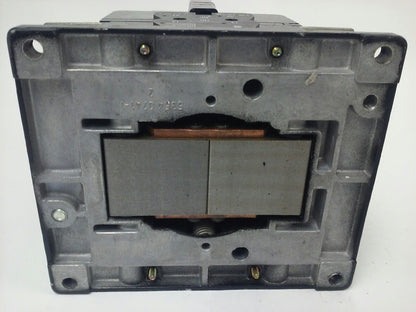ABB EH160 CONTACTOR, 3PH, 3P BREAKING, 600V, 50-150H.P., 190A, CHIP PLASTIC