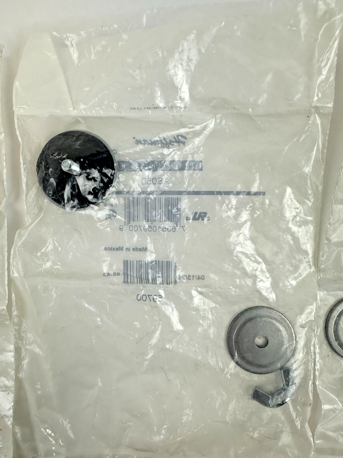HOFFMAN TYPE 4 3R 12 13 AS050 HOLE SEAL 59700 LOT OF 3