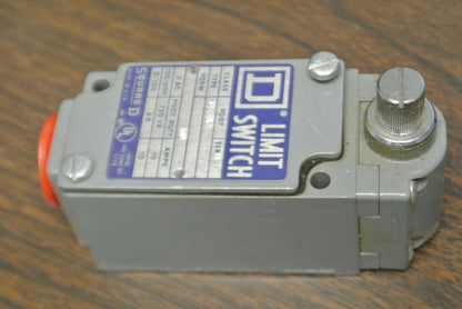 SQUARE D B53A2 HEAVY DUTY LIMIT SWITCH / 0-600V / 10A / NEW SURPLUS