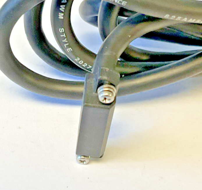 KEYENCE E120400-I CABLE/CORDSET 825AM56 AWM 20276 VW-1