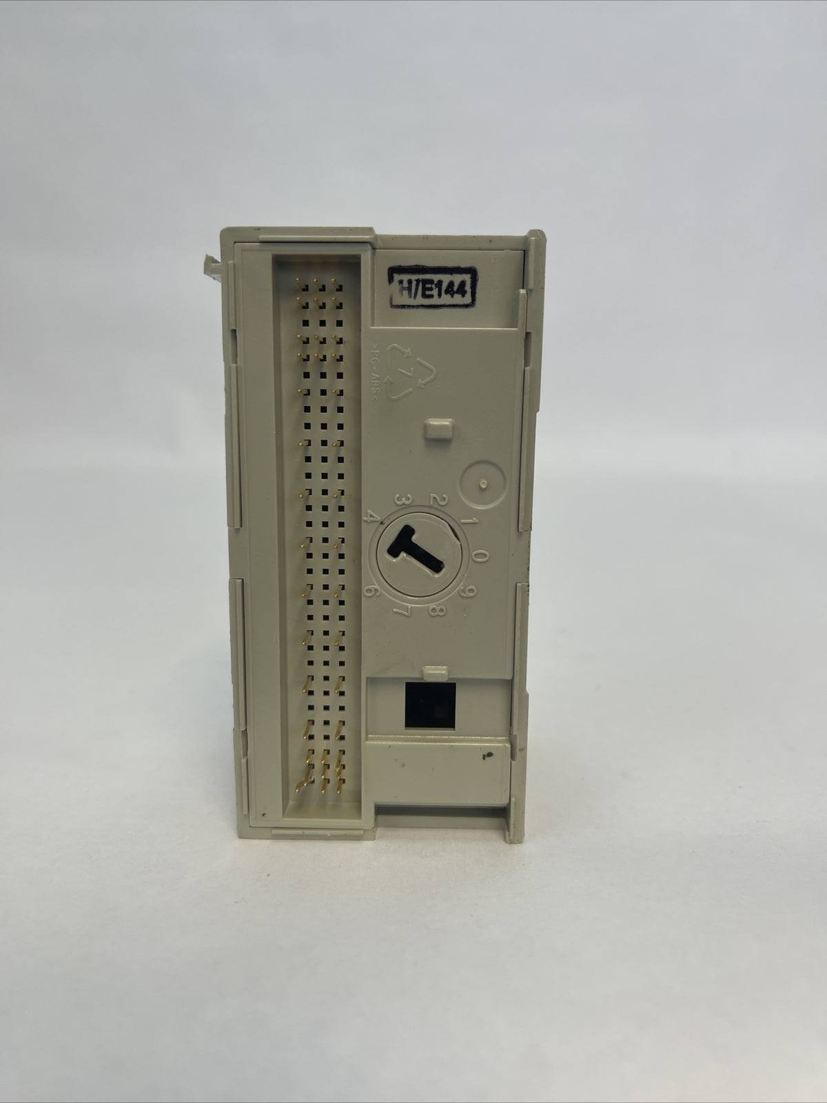 ALLEN BRADLEY 1794-OW8 RELAY OUTPUT MODULE REV D01 SUPPLY 24VDC FLEXBUS 5VDC