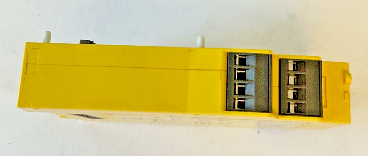 SICK UE410-8DI3 SAFETY RELAY EXPANSION MODULE 6026139