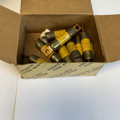 Economy Fuse RFC1 1A 600V Fuse "Lot of 10"
