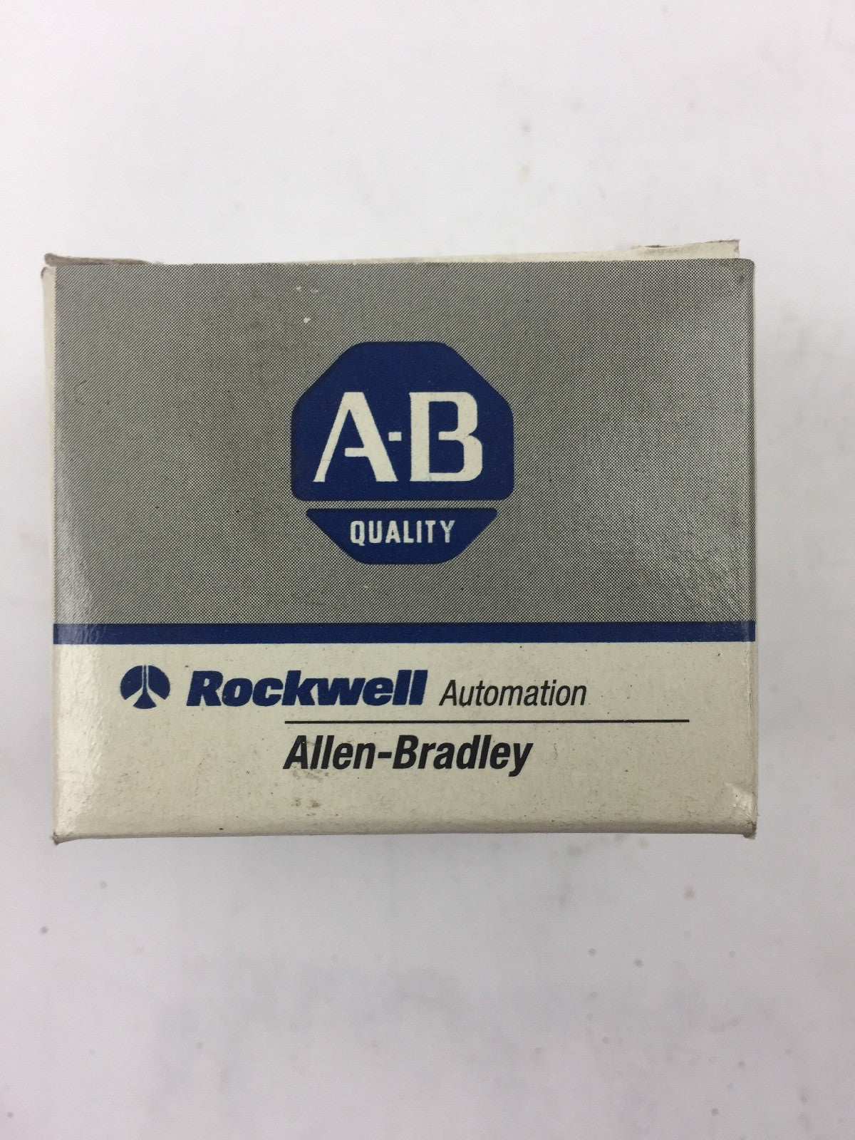 ALLEN BRADLEY 700-HC54Z24-4 CONTROL RELAY 1A 4PDT 24VDC SERIES C TYPE H