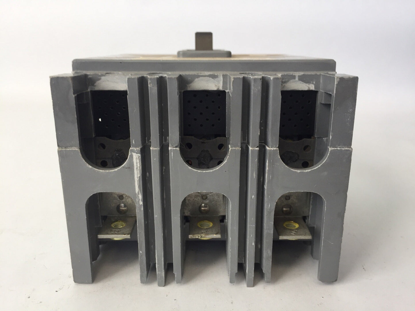WESTINGHOUSE CIRCUIT BREAKER 30AMP 3POLE 600VAC 1264C07G16