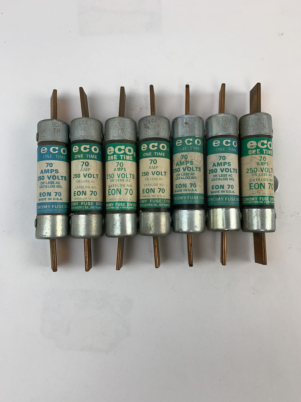 EON70 Economy Fuse Division 70A 250V Fuse "Lot of 6"