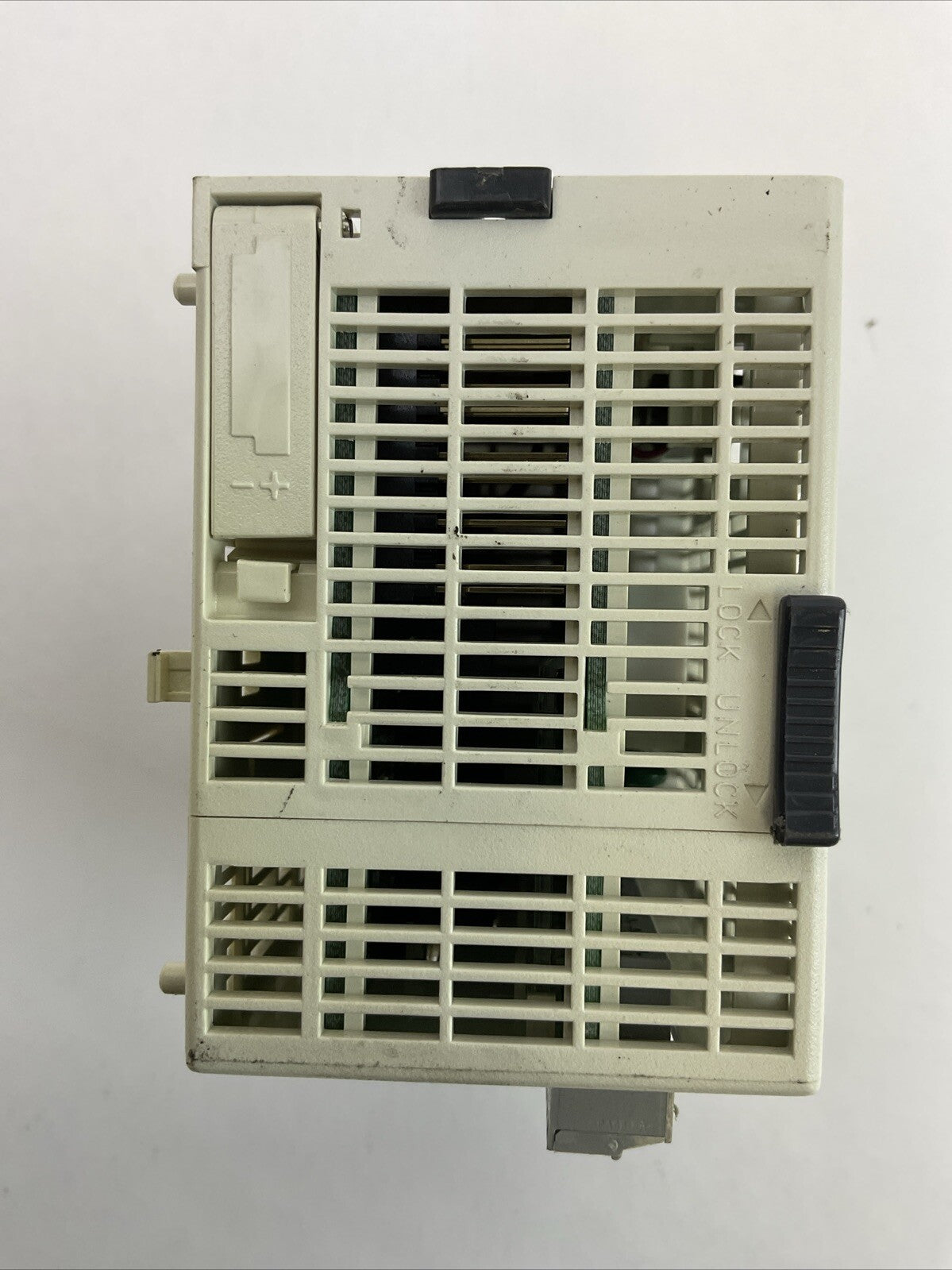 AUTOMATIONDIRECT C0-01DR-D I/O MODULE INPUT 24VDC OUTPUT 250VAC 30VDC CLICK KOYO