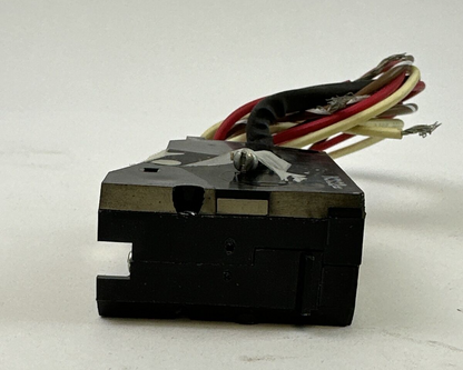 GE TFKASA2AB1 6A 240VAC 286A7734P28 AUXILIARY SWITCH F225 C/B ACCESSORY