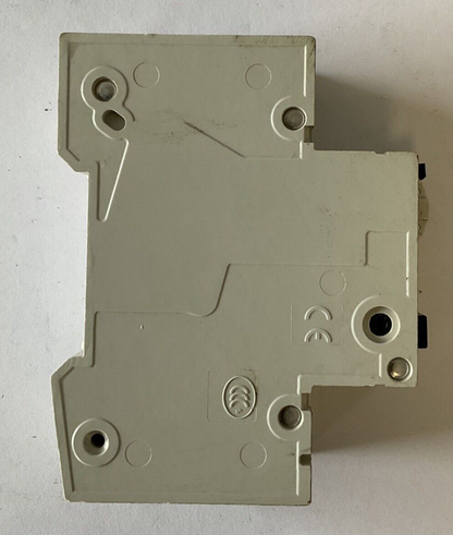 SIEMENS 5SU1 354-1KK06 CIRCUIT BREAKER 230VAC RCBO C6