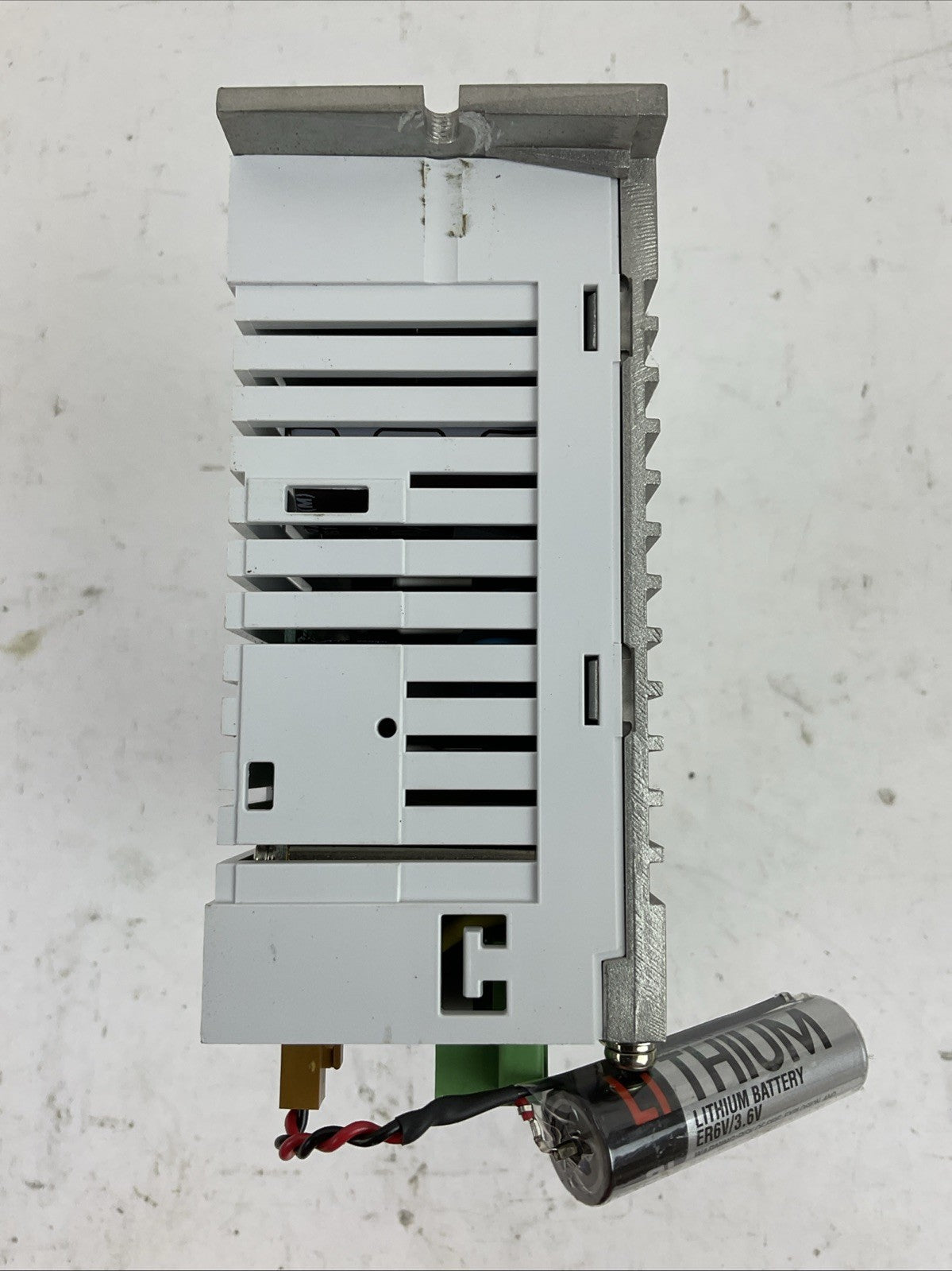 IAI SCON-C-60A-NP-2-1 SERVO CONTROLLER OUTPUT 0-135V RCS2-SA7C-A-60-4-300-T2-S
