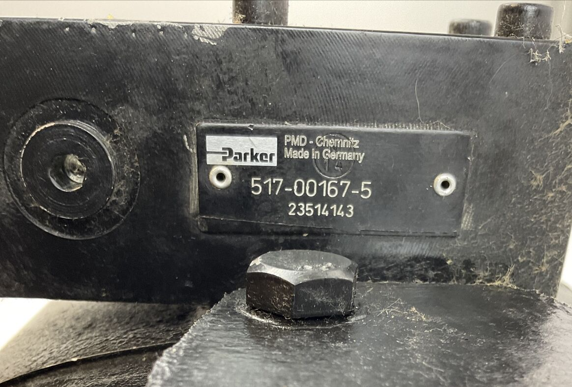 PARKER PD060PS01SRS5AAM0T00APB00 HYDRAULIC PUMP