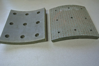 AMERICAN BRAKEBLOK W-19043 64 HEAVY EQUIPMENT BRAKE BLOCK NEW SURPLUS 52-42-5425