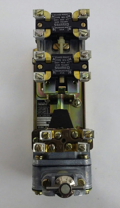 Square D 9050 BO-6E Timing Relay - Class 9050, Type BO-6E, Series D