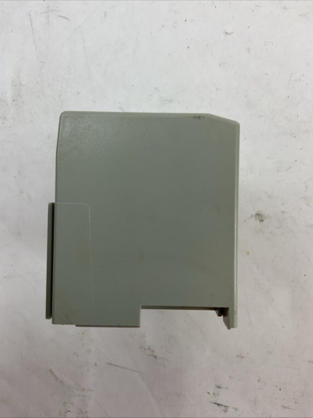 ALLEN BRADLEY 1794-OB16P SER A REV B01 F/W REV BLANK 24VDC SOURCE OUTPUT MODULE