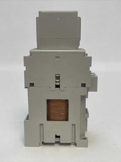 ALLEN BRADLEY 100-C12D*10 CONTACTOR SER A 600VAC 25A 10HP COIL 24VDC 100-F SER B