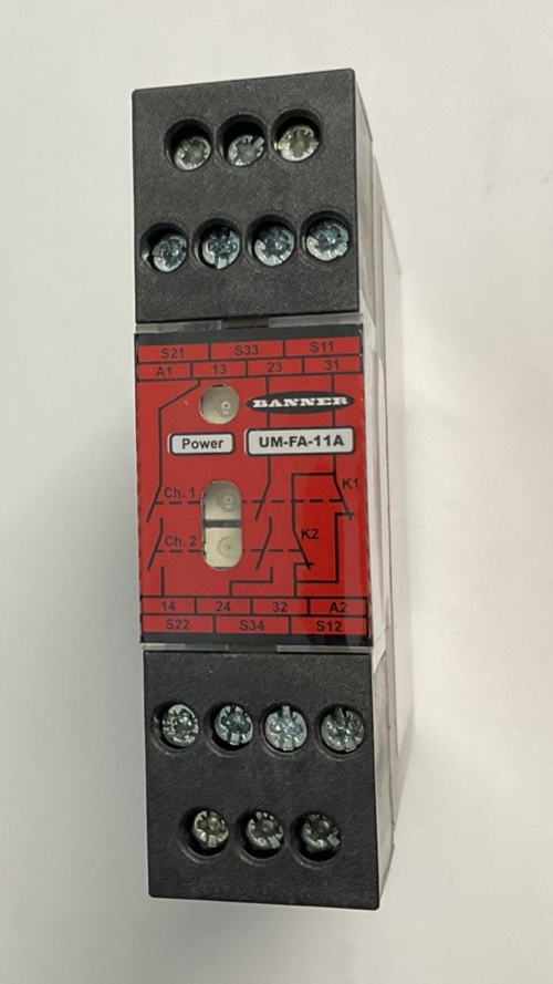 BANNER UM-FA-11A SAFETY MODULE 24VAC/DC 200W 1750VA