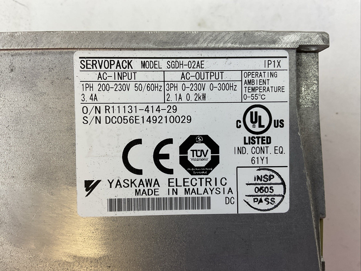 YASKAWA SGDH-02AE SERVOPACK OUTPUT 3PH 0-230VAC 2.1A 0.2kW JUSP-NS100