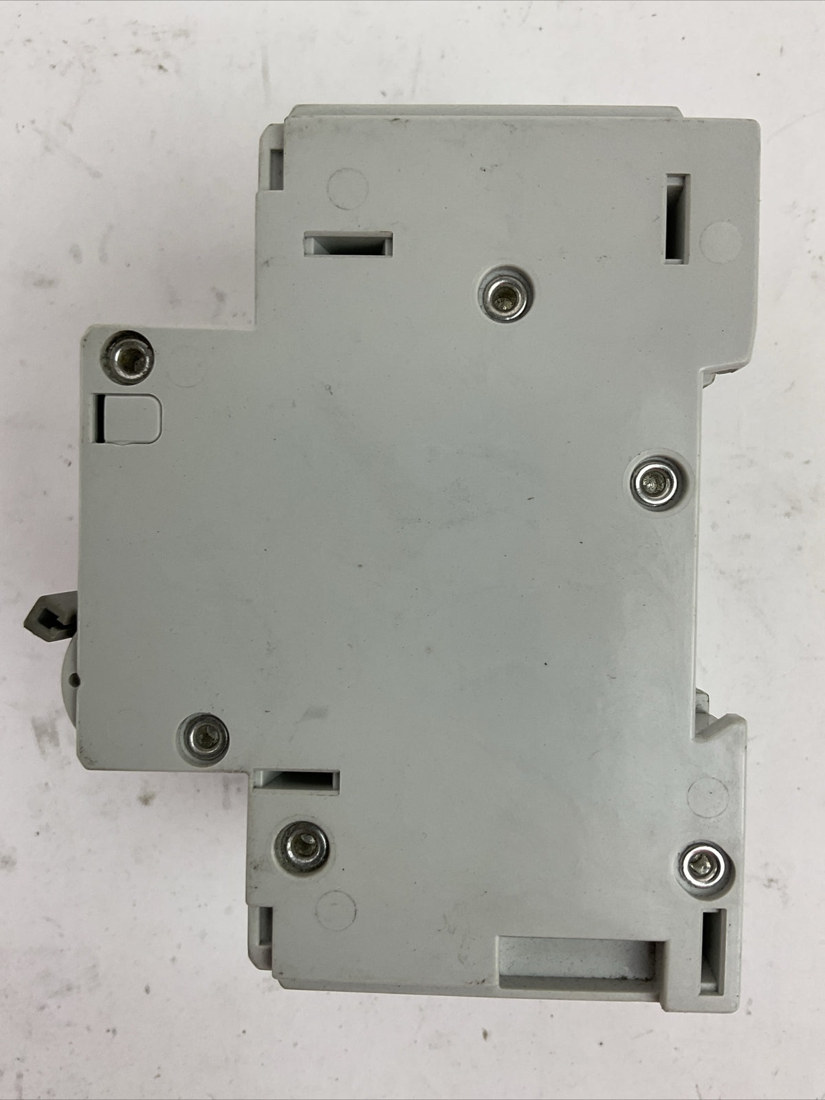 ALLEN BRADLEY 1492-CB3G030 MANUAL MOTOR CONTROLLER 3A 1-1/2HP 3P 480Y/277VAC SER
