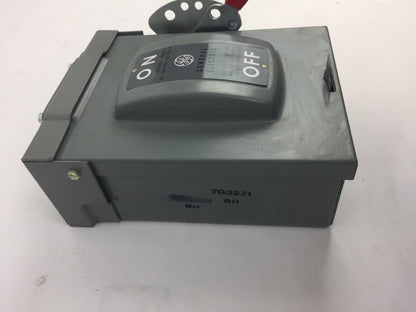 GE TG3221RH GENERAL DUTY SAFETY SWITCH 3SN POLES 120-240 VOLTS 240AC 30AMPS