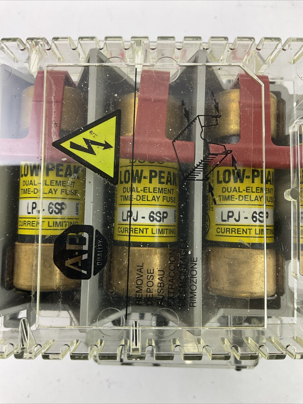 ALLEN BRADLEY 194R-NJ030P3 DISCONNECT SWITCH SER B 194R-HS4 SER A LPJ-6SP