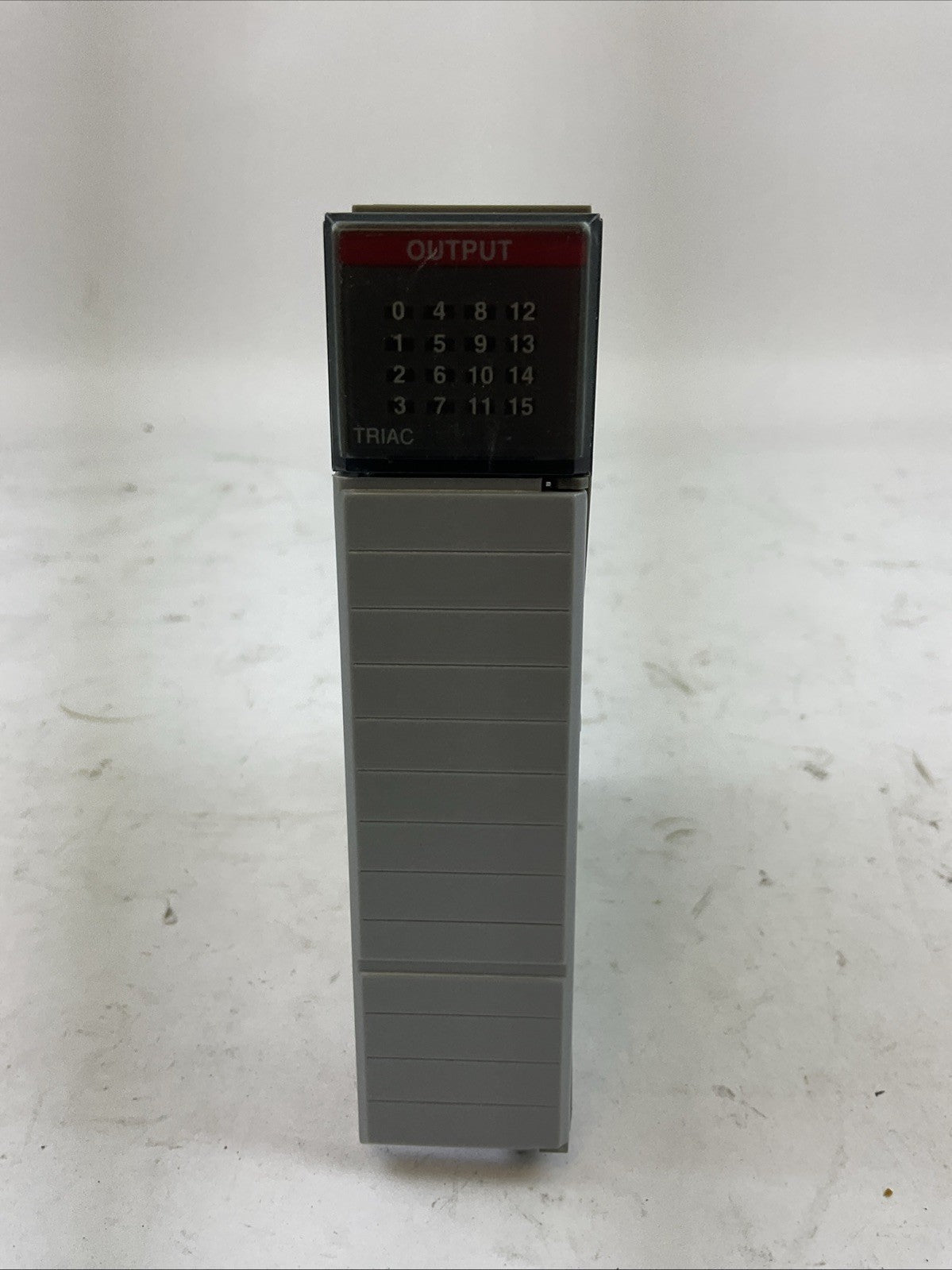 ALLEN BRADLEY 1746-OA16 SER D F/W N/A DIR/VER 10000354495/00 SLC500 OUTPUT