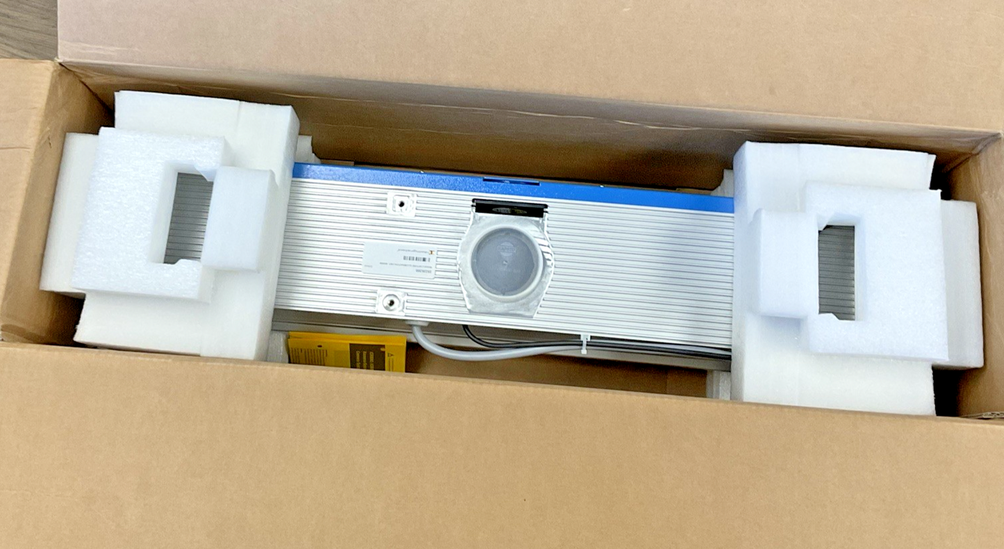 SICK ICI890-24100 ILLUMINATION CAMERA SENSOR 24V 200W