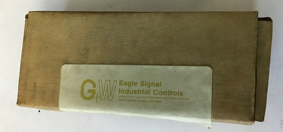 EAGLE SIGNAL CG917A3 TIME DELAY RELAY 120V 10A