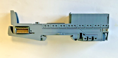 SIEMENS 6ES7 193-6BA00-0BA0 DIGITAL BASE MODULE ****LOTOF10****