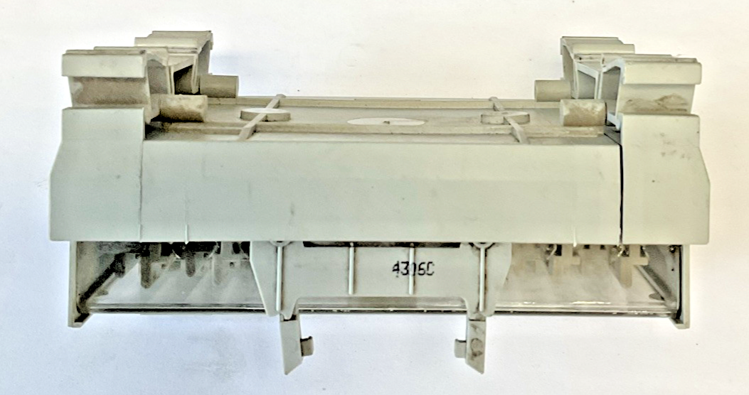 ALLEN BRADLEY 1492-IFM20F-F-2 INTERFACE MODULE SER.A 0-132VAC