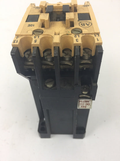ALLEN BRADLEY 100-A09NZ*3 CONTACTOR SER B 600VAC 9A NB174 COIL 24VDC