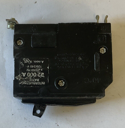 SQUARE D QOB120 CIRCUIT BREAKER  20A 22KA 120/240VAC ***LOTOF6***