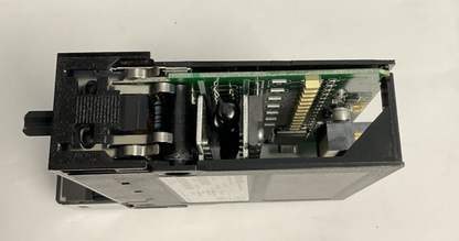 ALLEN BRADLEY 1756-OA16I CONTROLLOGIX  D/O MODULE 24VDC 240VAC**W/O TERMINALS**
