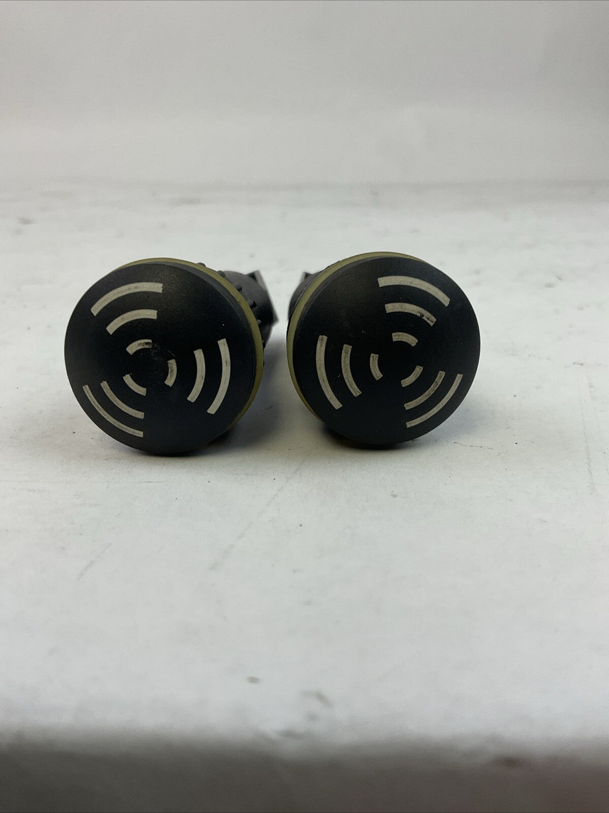WERMA SIGNALTECHNIK TYP 107 010 75 ELECTRONIC BUZZER 24VDC ***LOTOF2***