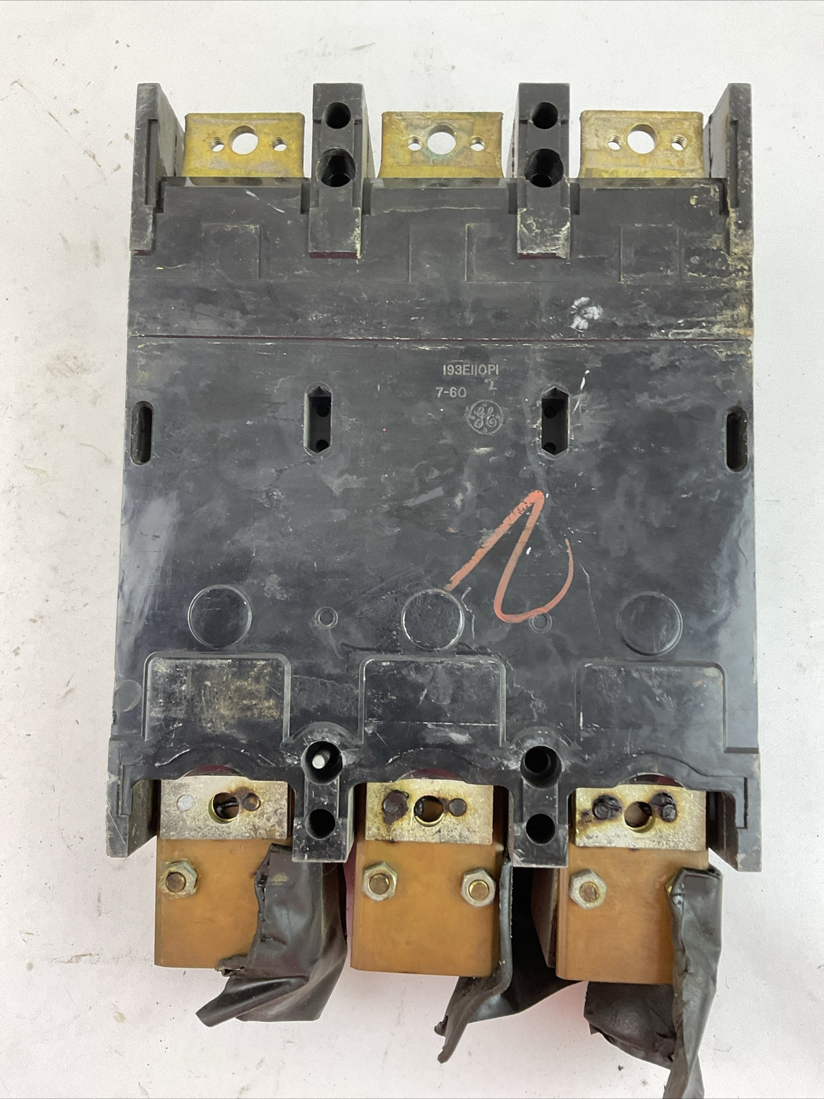 GE TJK63600 CIRCUIT BREAKER 600A 600VAC 3P W/ TJK636T600 TRIP UNIT