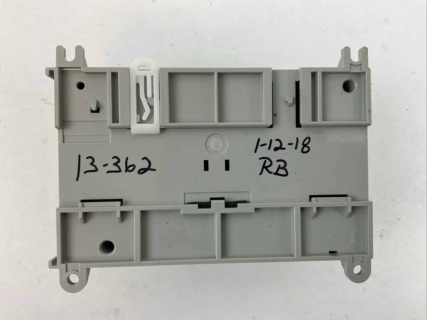ALLEN BRADLEY 2080-LC30-24QWB SER A FW 10.011 2080-IQ4 INPUT 2080-OW4I OUTPUT