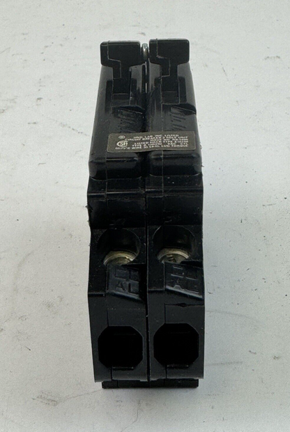 CHALLENGER *BOX OF 10* - A215K - COM. TRIP CIRCUIT BREAKERS -2 POLE/15 A/240 VAC