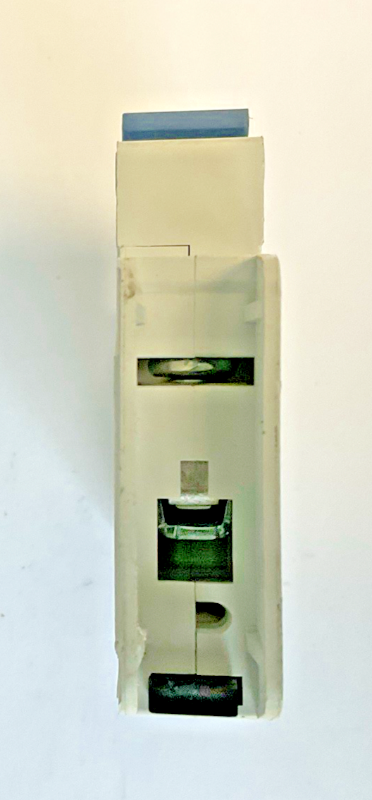 ALLEN BRADLEY 1489-A1D010 CIRCUIT BREAKER SER.A  ***LOTOF3***