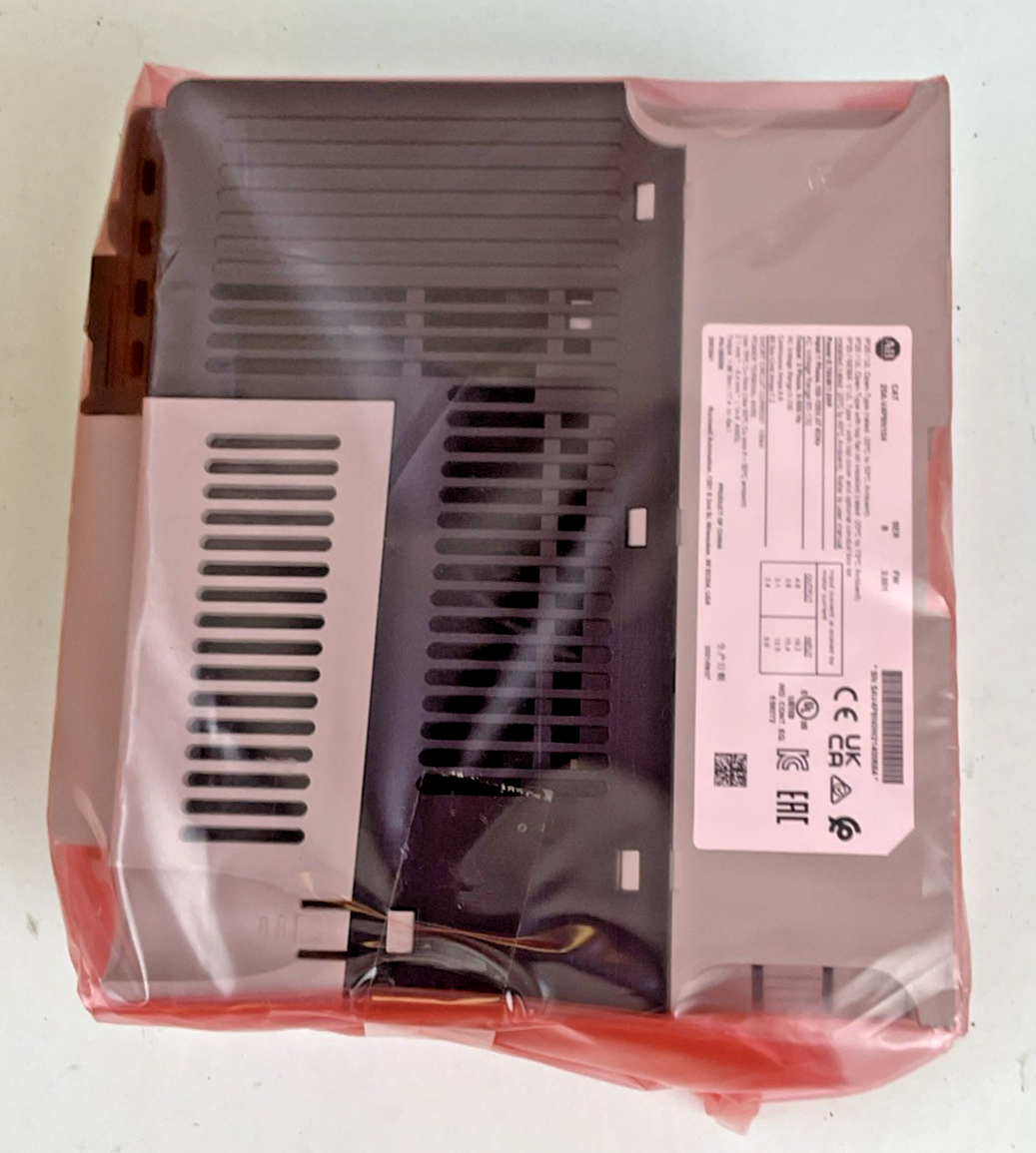 ALLEN BRADLEY 25A-V4P8N104 AC DRIVE 132V 1PH SER.B 1HP FW:3.001 4.8A