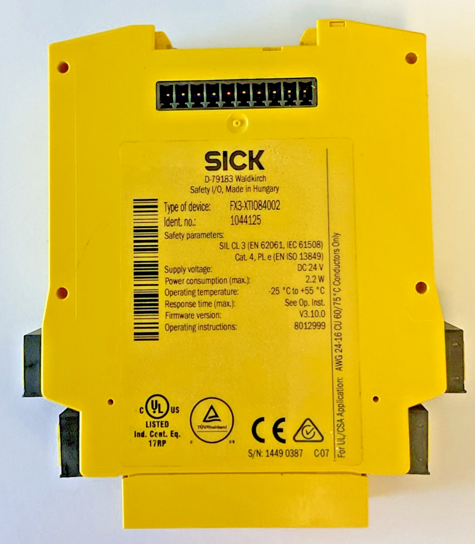 SICK FX3-XTI084002 SAFETY I/O RELAY 24VDC 2.2W FW: V3.10.0