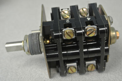 ALLEN-BRADLEY 806-940344 ROTARY PILOT SWITCH / NEW SURPLUS