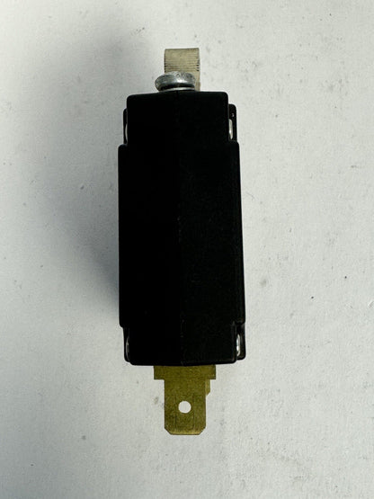 TYCO - W67-X2Q12-10 - ELECTROMAGNETIC CIRCUIT BREAKER - 1 POLE/ 10 A/ 277 VAC