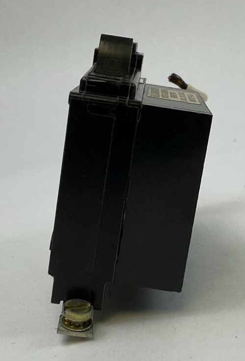 SQUARE D QOB115EPD2100 15AMP 120/240VAC 1POLE