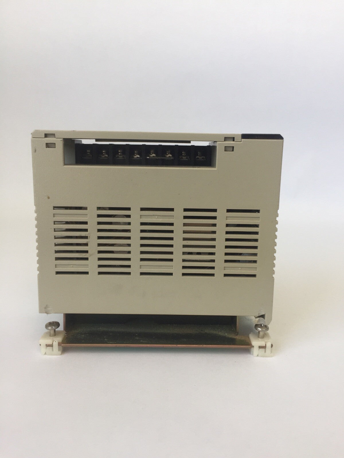 OMRON CS1W-BC053 BASE UNIT W/ C200HW-PA20S POWER SUPPLY 100-120/200-240VAC