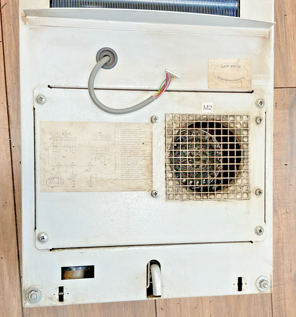 RITTAL SK 3303110 AC ENCLOSURE 115V 60HZ 1PH