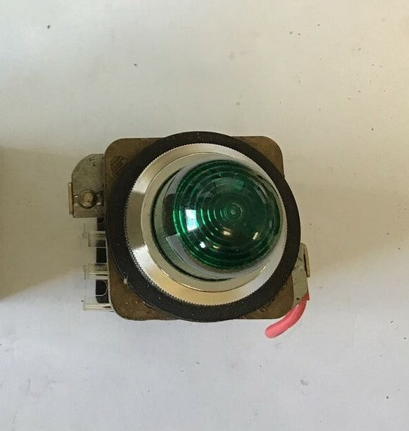 TELEMECANIQUE XB2-MY103 PUSH BUTTON LIGHT 600VAC